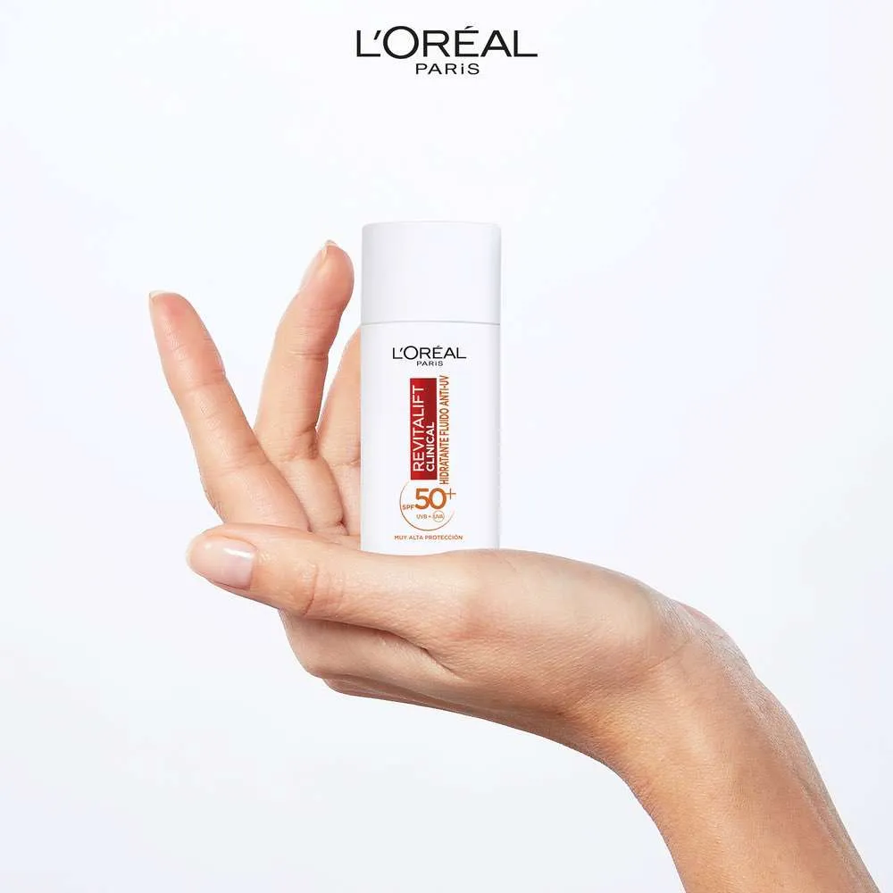 REVITALIFT CLINICAL FLUIDO VITAMINA C SPF 50 - Imagen 3
