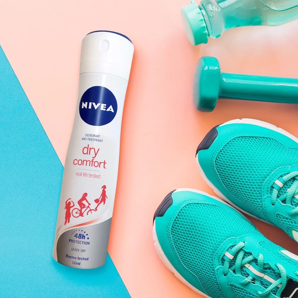 NIVEA Dry Comfort Desodorante Antitranspirante Spray 200ml - Imagen 3
