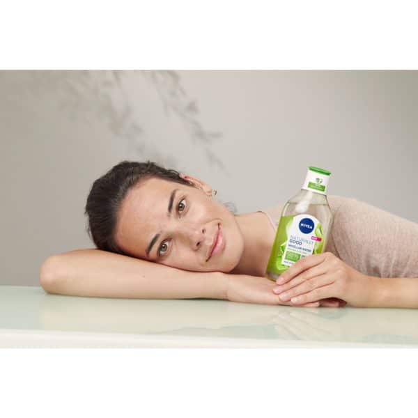 NIVEA Naturally Good Agua Micelar 400ml - Imagen 5